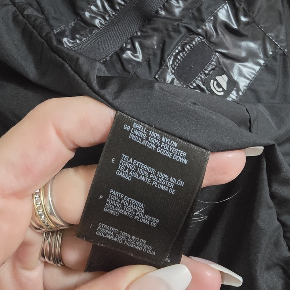 The North Face black Menlo belted puffer down jacket size S - Picture 10 of 15